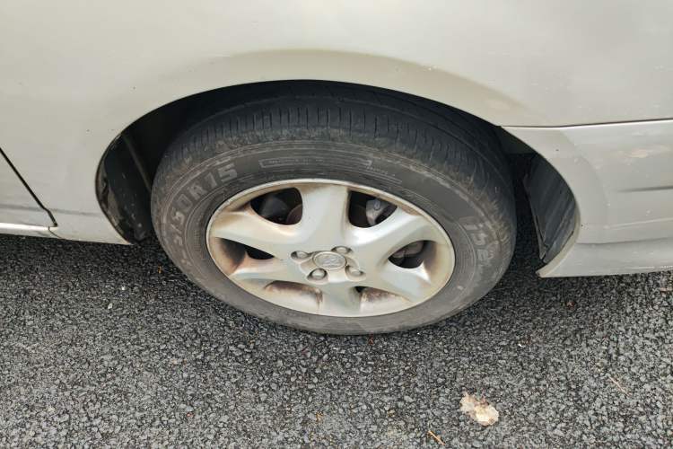 Used Toyota Corolla EX 2013 1.6L Automatic Luxury Edition Right Front Wheel Hub