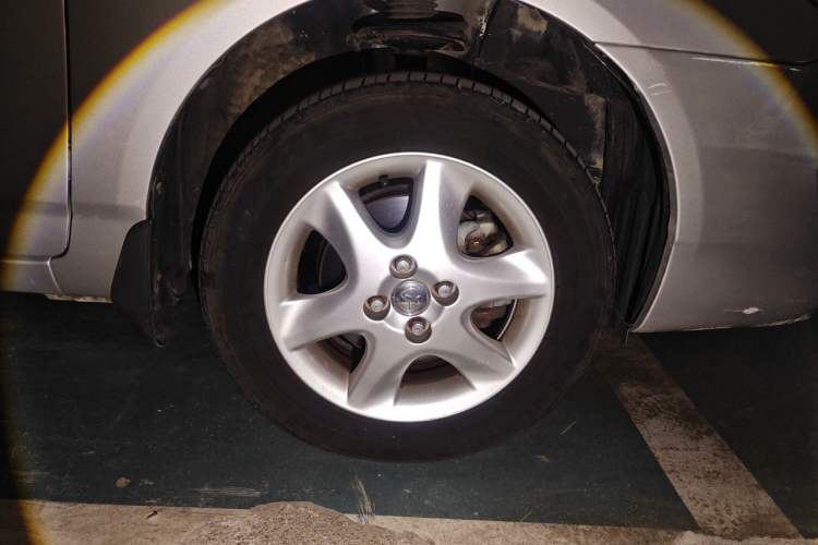 Used Toyota Corolla EX 2013 1.6L Manual Luxury Edition Right Front Wheel Hub