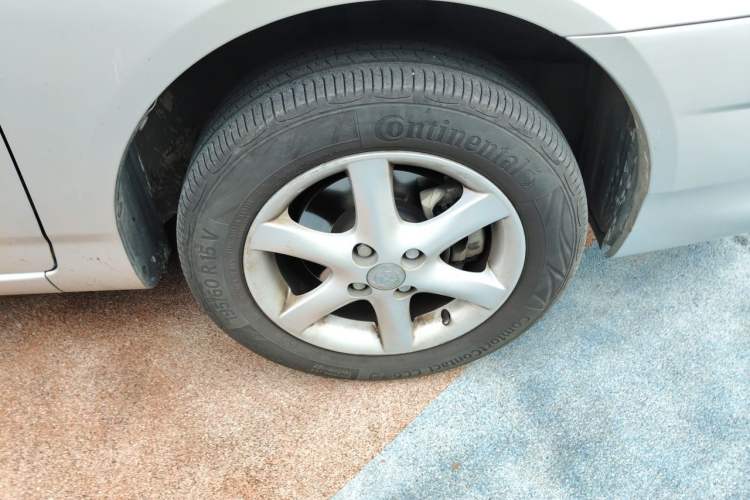 Used Toyota Corolla EX 2013 1.6L Automatic Luxury Edition Right Front Wheel Hub