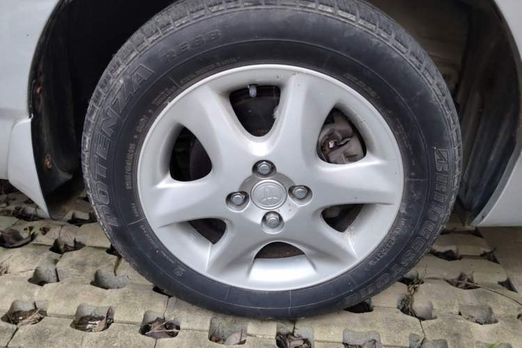 Used Toyota Corolla EX 2013 1.6L Manual Excellence Edition Right Front Wheel Hub