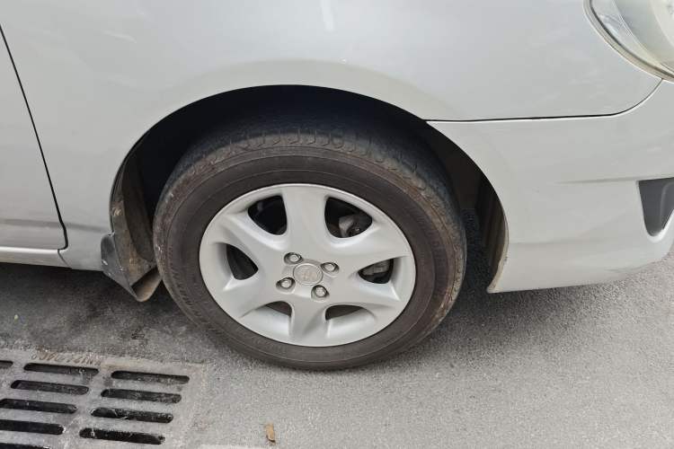 Used Toyota Corolla EX 2013 1.6L Automatic Luxury Edition Right Front Wheel Hub