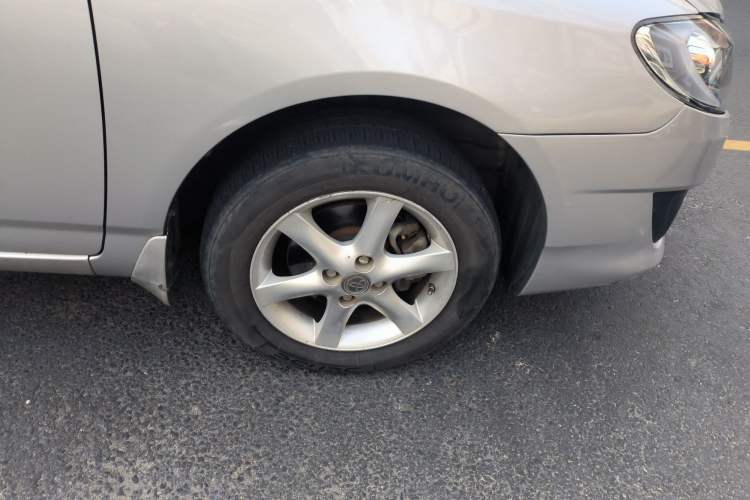 Used Toyota Corolla EX 2013 1.6L Automatic Excellence Edition Right Front Wheel Hub