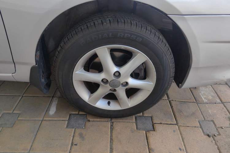 Used Toyota Corolla EX 2013 1.6L Manual Excellence Edition Right Front Wheel Hub