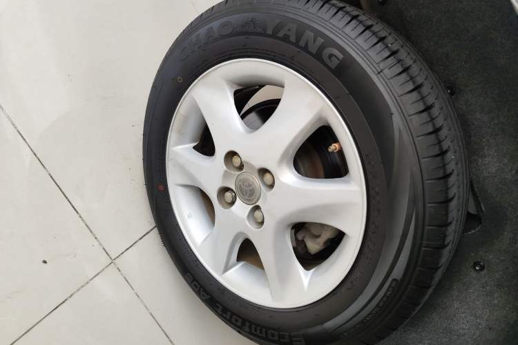 Used Toyota Corolla EX 2013 1.6L Automatic Excellence Edition Right Rear Wheel Hub