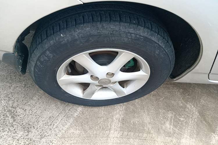 Used Toyota Corolla EX 2013 1.6L Manual Excellence Edition Right Rear Wheel Hub