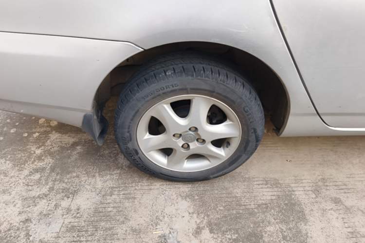Used Toyota Corolla EX 2013 1.6L Manual Excellence Edition Right Rear Wheel Hub