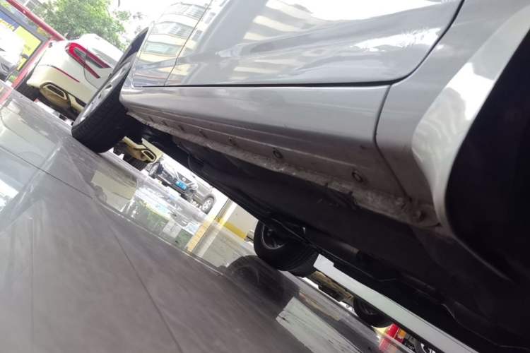 Used Toyota Corolla EX 2013 1.6L Automatic Excellence Edition Right Side Sill