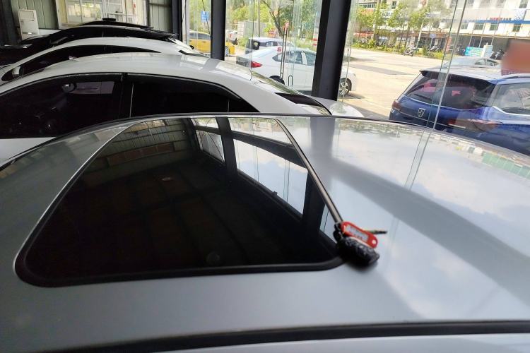 Used Toyota Corolla EX 2013 1.6L Automatic Excellence Edition Roof