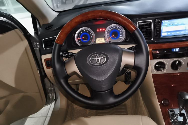 Used Toyota Corolla EX 2013 1.6L Automatic Luxury Edition Steering Wheel