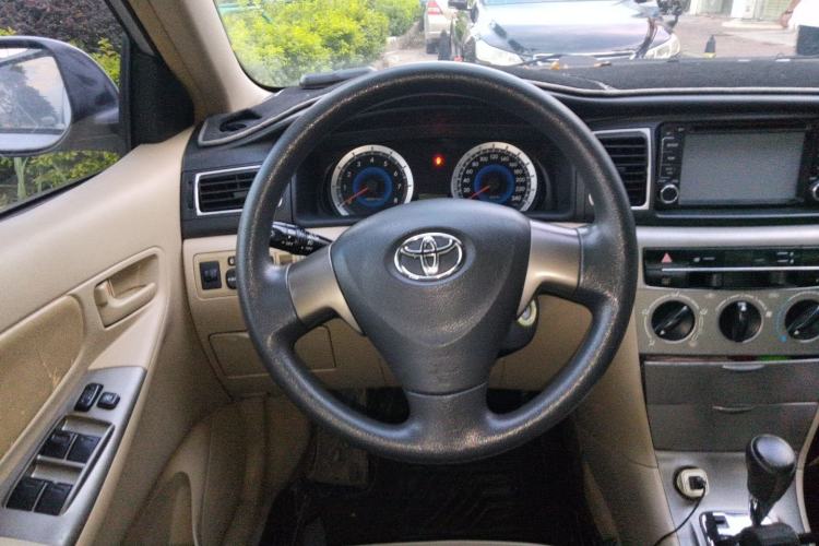 Used Toyota Corolla EX 2013 1.6L Automatic Luxury Edition Steering Wheel