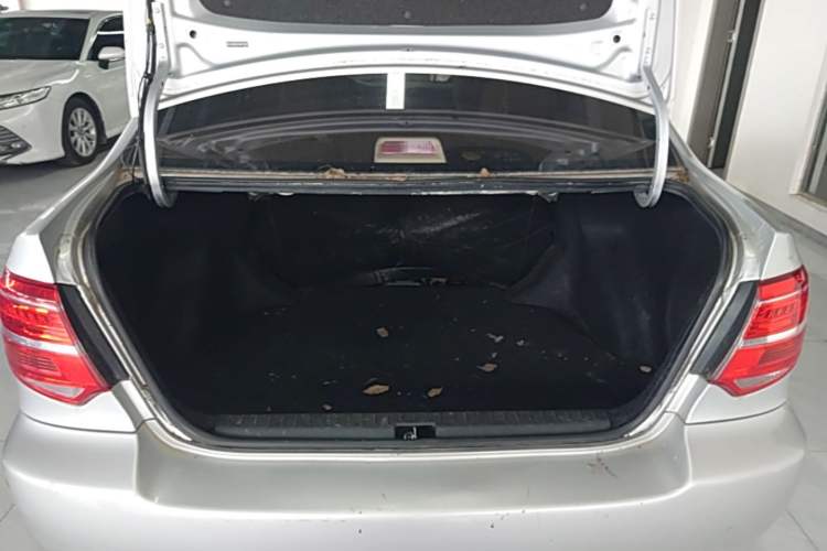 Used Toyota Corolla EX 2013 1.6L Automatic Excellence Edition Trunk