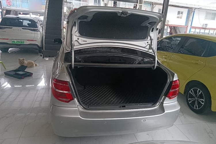 Used Toyota Corolla EX 2013 1.6L Automatic Excellence Edition Trunk