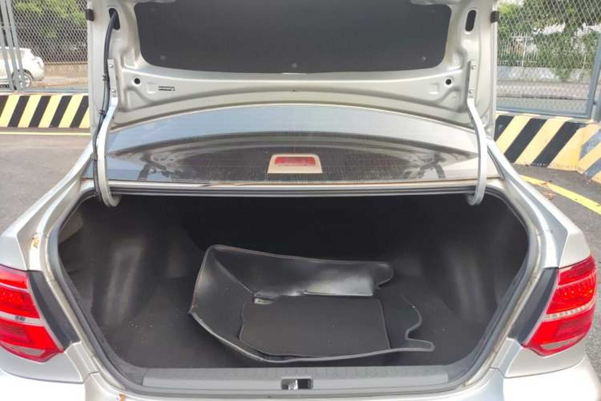 Used Toyota Corolla EX 2013 1.6L Automatic Excellence Edition Trunk