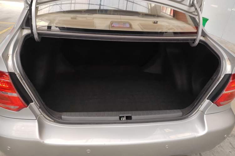 Used Toyota Corolla EX 2013 1.6L Automatic Excellence Edition Trunk