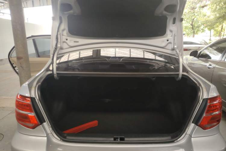 Used Toyota Corolla EX 2013 1.6L Automatic Excellence Edition Trunk
