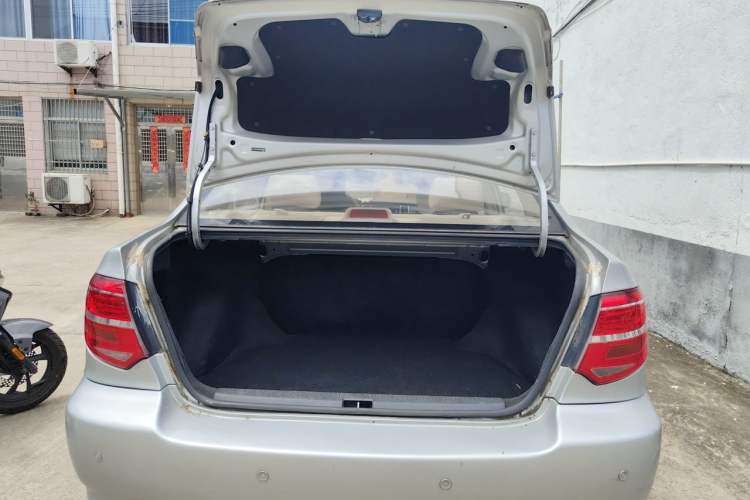 Used Toyota Corolla EX 2013 1.6L Manual Value Edition Trunk