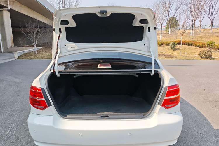 Used Toyota Corolla EX 2013 1.6L Manual Value Edition Trunk