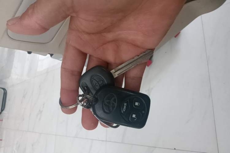 Used Toyota Corolla EX 2013 1.6L Automatic Excellence Edition Vehicle Key