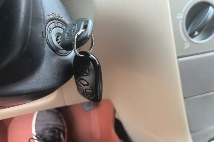 Used Toyota Corolla EX 2013 1.6L Automatic Excellence Edition Vehicle Key