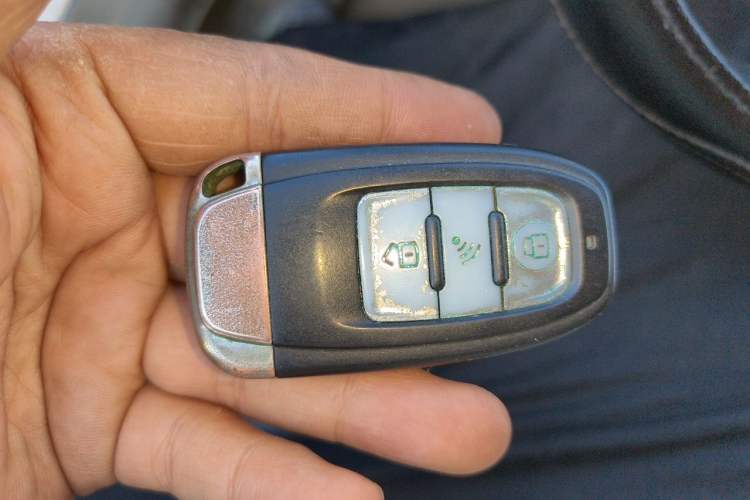 Used Toyota Corolla EX 2013 1.6L Automatic Luxury Edition Vehicle Key