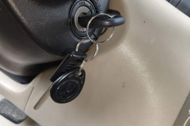 Used Toyota Corolla EX 2013 1.6L Automatic Excellence Edition Vehicle Key