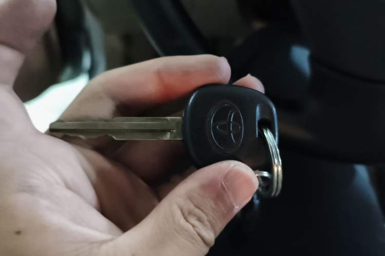 Used Toyota Corolla EX 2013 1.6L Automatic Luxury Edition Vehicle Key