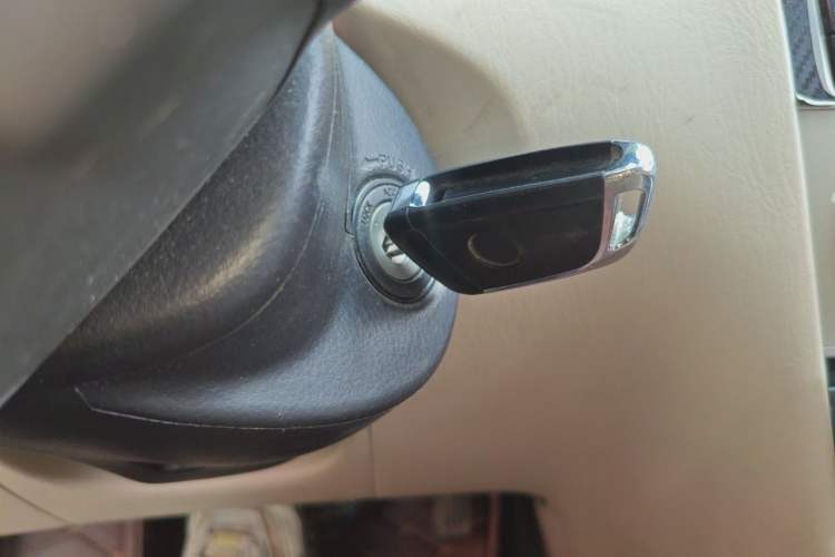 Used Toyota Corolla EX 2013 1.6L Automatic Luxury Edition Vehicle Key