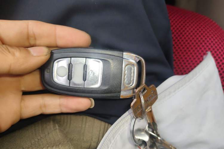 Used Toyota Corolla EX 2013 1.6L Automatic Excellence Edition Vehicle Key