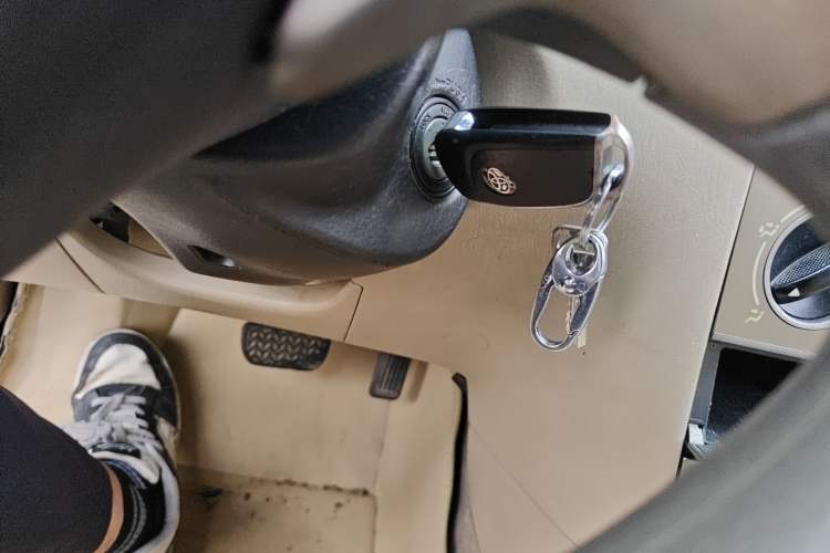 Used Toyota Corolla EX 2013 1.6L Automatic Luxury Edition Vehicle Key