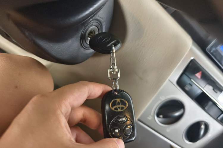 Used Toyota Corolla EX 2013 1.6L Automatic Excellence Edition Vehicle Key