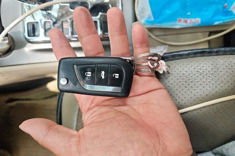 Used Toyota Corolla EX 2013 1.6L Automatic Excellence Edition Vehicle Key