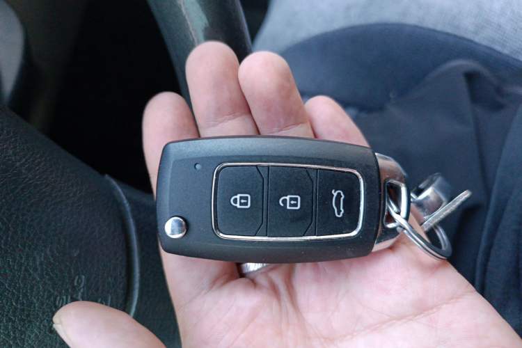 Used Toyota Corolla EX 2013 1.6L Manual Luxury Edition Vehicle Key
