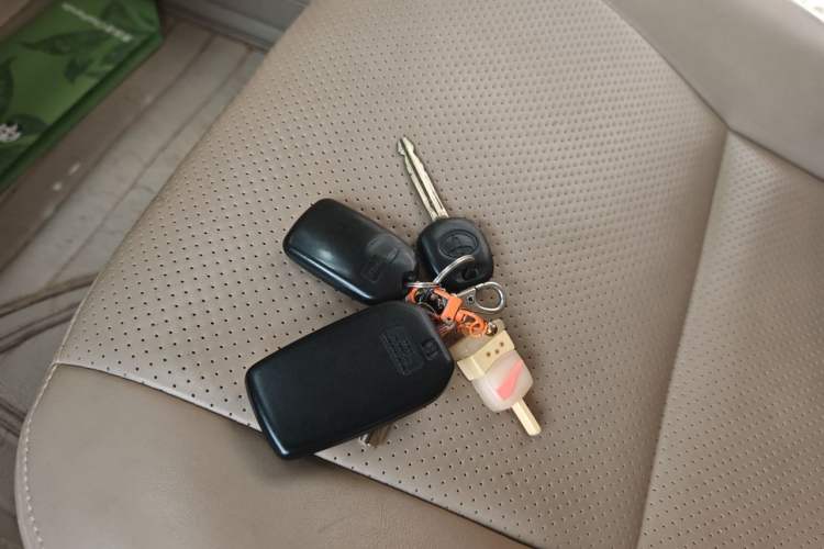 Used Toyota Corolla EX 2013 1.6L Automatic Luxury Edition Vehicle Key