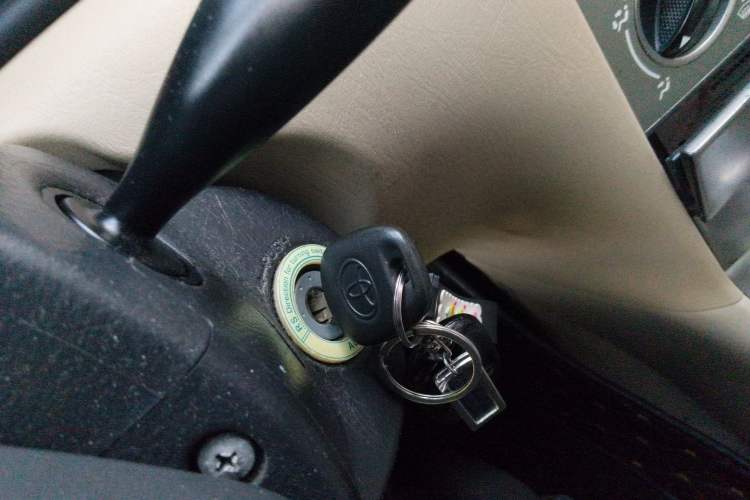 Used Toyota Corolla EX 2013 1.6L Automatic Luxury Edition Vehicle Key