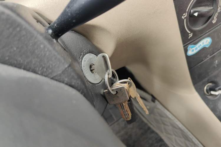 Used Toyota Corolla EX 2013 1.6L Manual Value Edition Vehicle Key