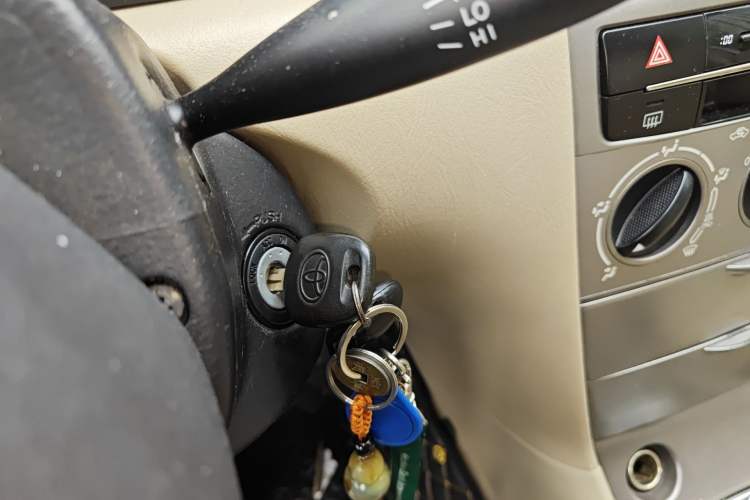 Used Toyota Corolla EX 2013 1.6L Automatic Luxury Edition Vehicle Key