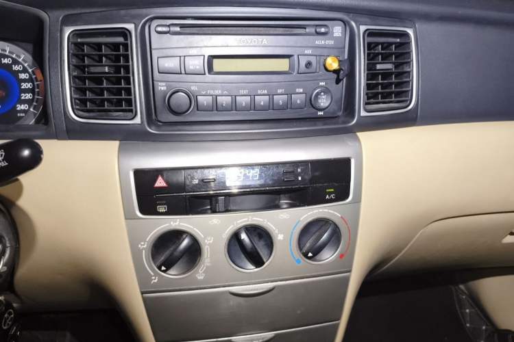 Used Toyota Corolla EX 2013 1.6L Automatic Excellence Edition Audio And AC Panel