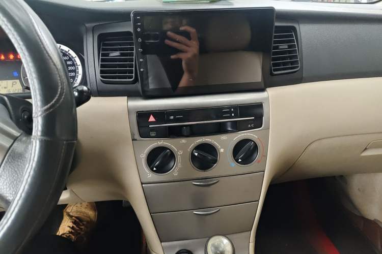 Used Toyota Corolla EX 2013 1.6L Automatic Luxury Edition Audio And AC Panel