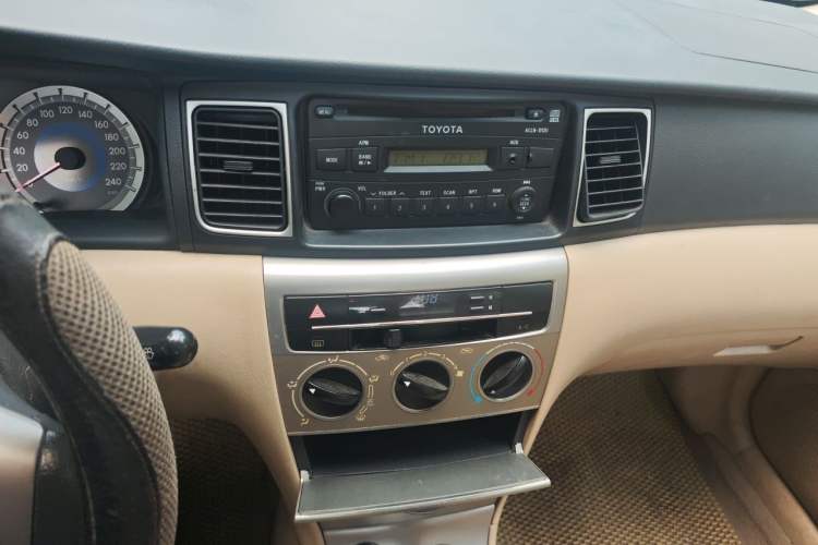 Used Toyota Corolla EX 2013 1.6L Automatic Luxury Edition Audio And AC Panel