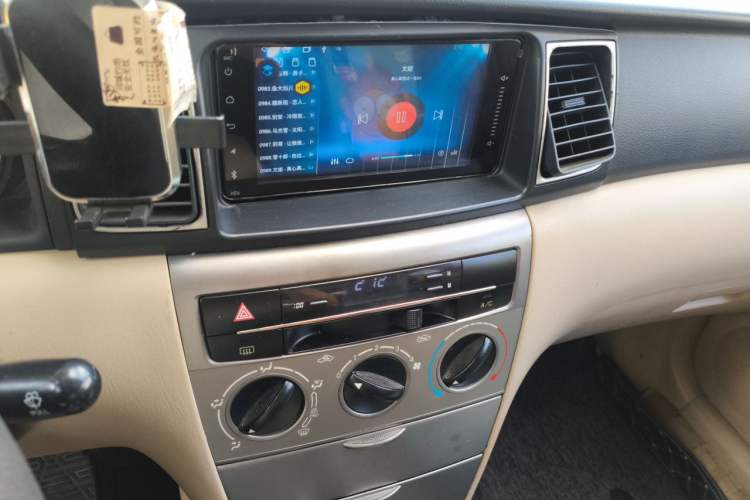 Used Toyota Corolla EX 2013 1.6L Manual Excellence Edition Audio And AC Panel