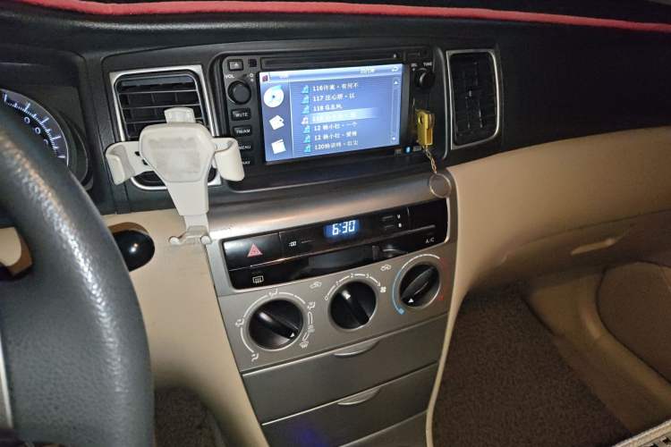 Used Toyota Corolla EX 2013 1.6L Automatic Excellence Edition Audio And AC Panel