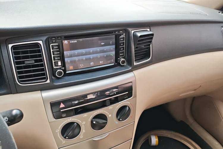 Used Toyota Corolla EX 2013 1.6L Automatic Excellence Edition Audio And AC Panel