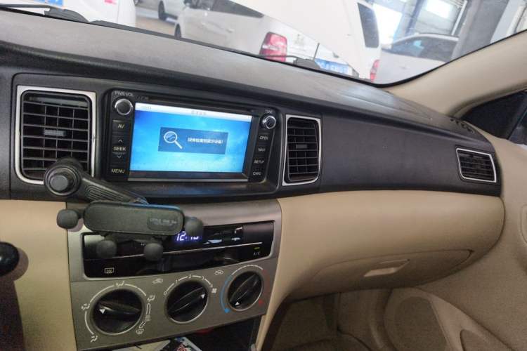 Used Toyota Corolla EX 2013 1.6L Manual Luxury Edition Audio And AC Panel