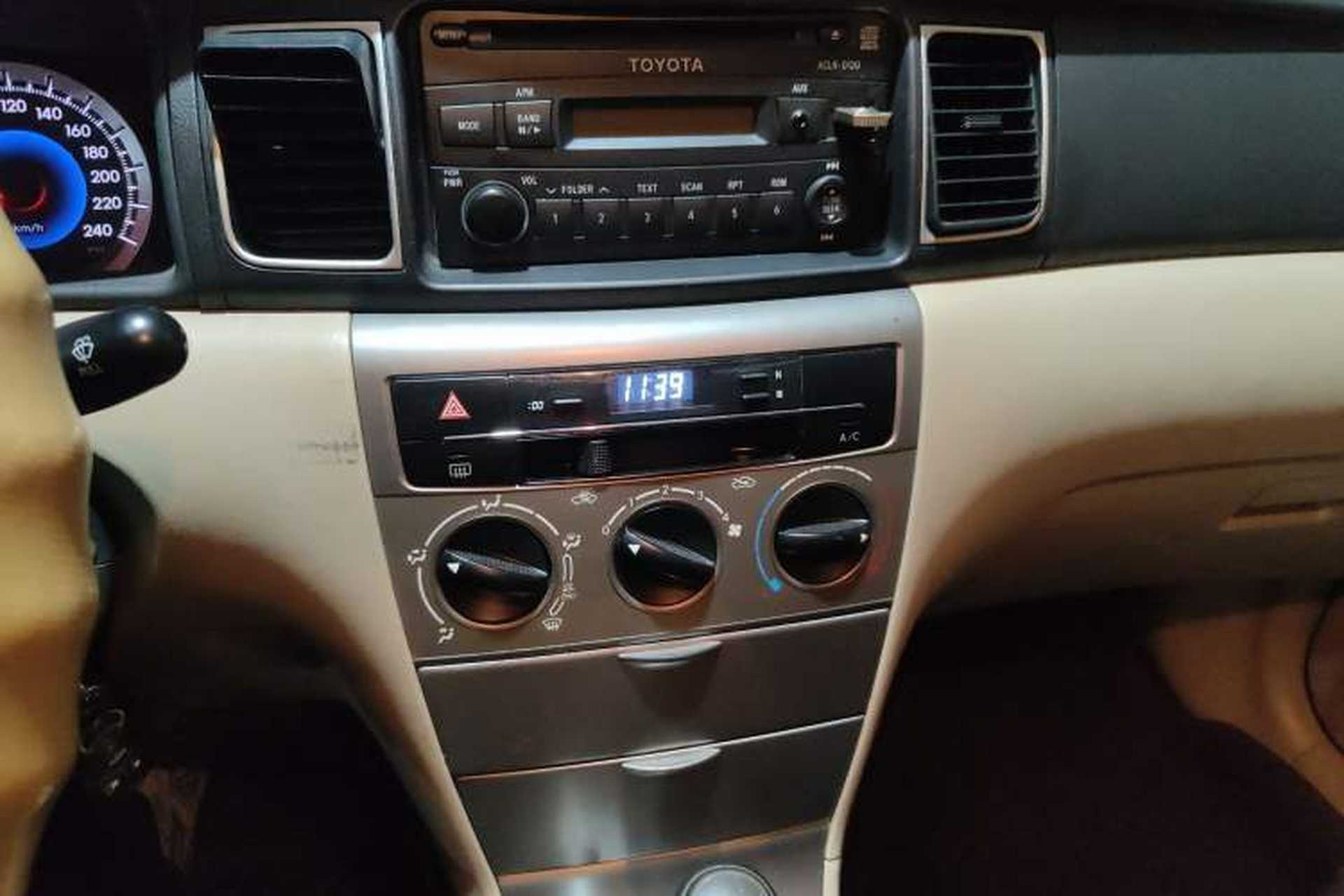 Used Toyota Corolla EX 2013 1.6L Automatic Excellence Edition Audio And AC Panel