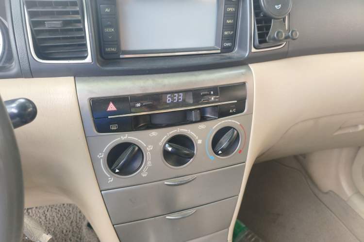 Used Toyota Corolla EX 2013 1.6L Automatic Luxury Edition Audio And AC Panel