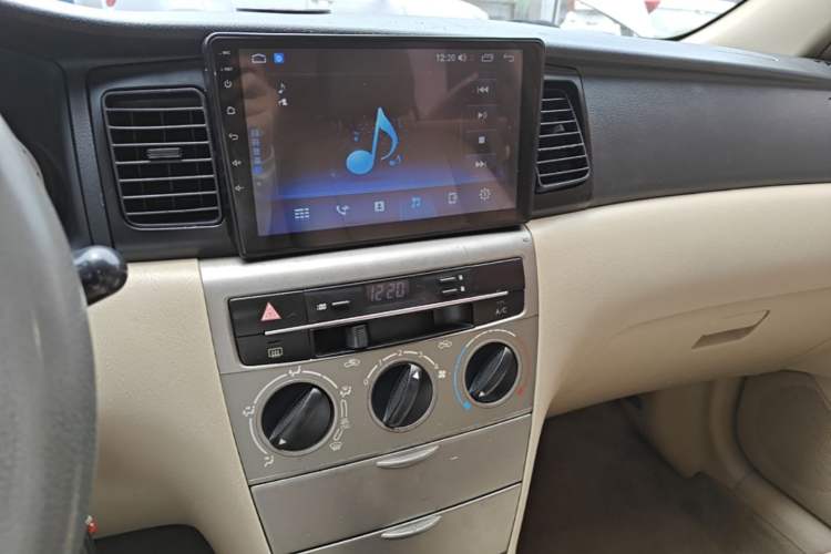 Used Toyota Corolla EX 2013 1.6L Manual Excellence Edition Audio And AC Panel