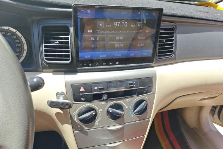 Used Toyota Corolla EX 2013 1.6L Automatic Excellence Edition Audio And AC Panel