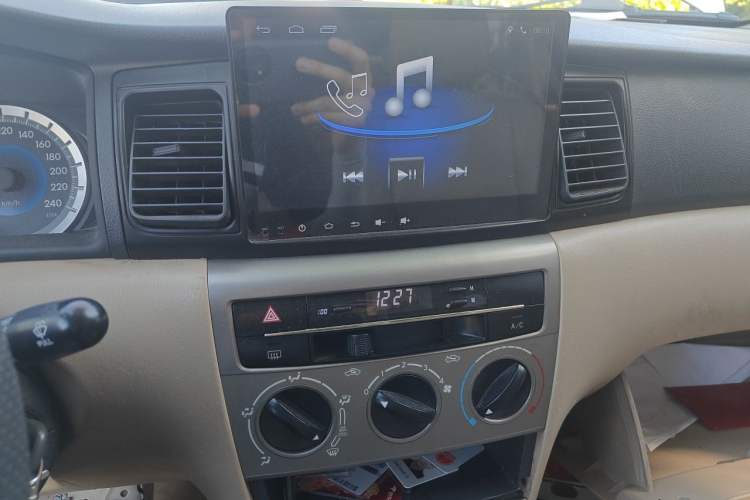 Used Toyota Corolla EX 2013 1.6L Automatic Excellence Edition Audio And AC Panel