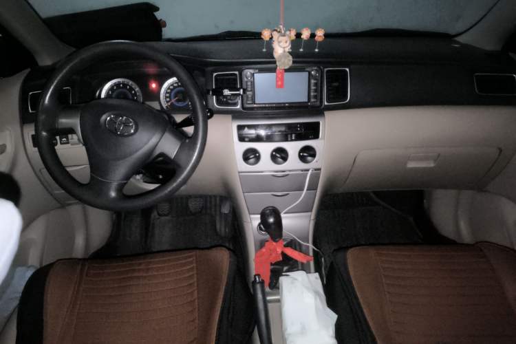 Used Toyota Corolla EX 2013 1.6L Manual Excellence Edition Center Console