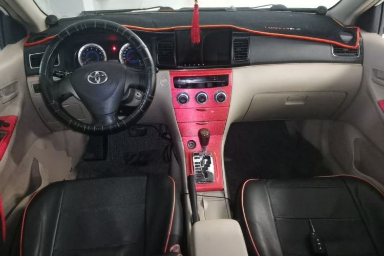 Used Toyota Corolla EX 2013 1.6L Automatic Excellence Edition Center Console